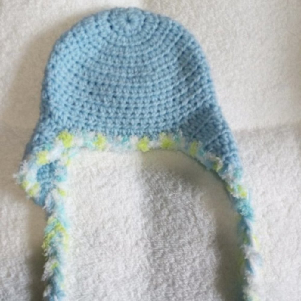 Hand Crafted Baby Boy Blue Earflap Hat crochet 0-3 months Winter Spring Fall - Picture 4 of 4